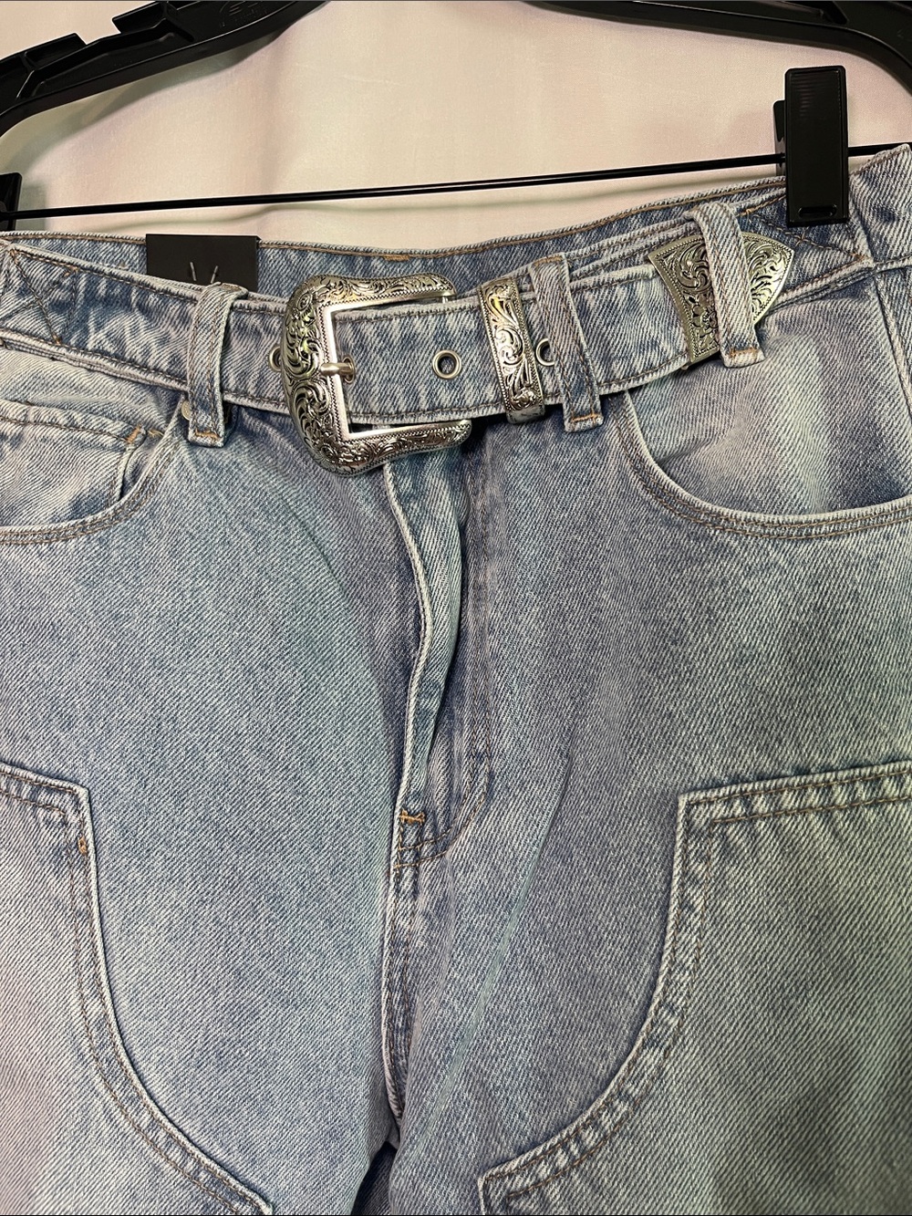 BlankNYC the Franklin ribcage wide leg jeans w attached western belt - NWT - Picture 4 of 7